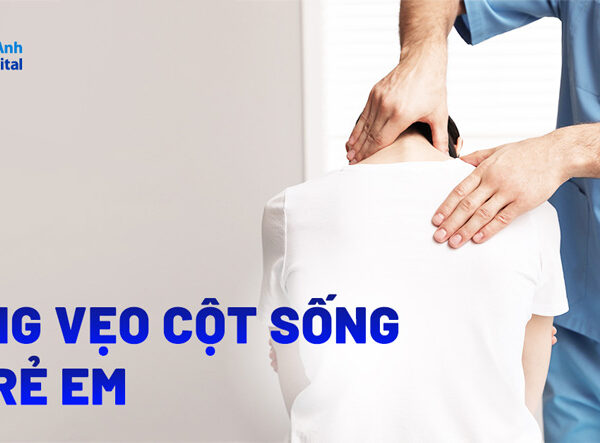Cong vẹo cột sống ở trẻ em – Nguy cơ âm thầm từ ghế nhà trường